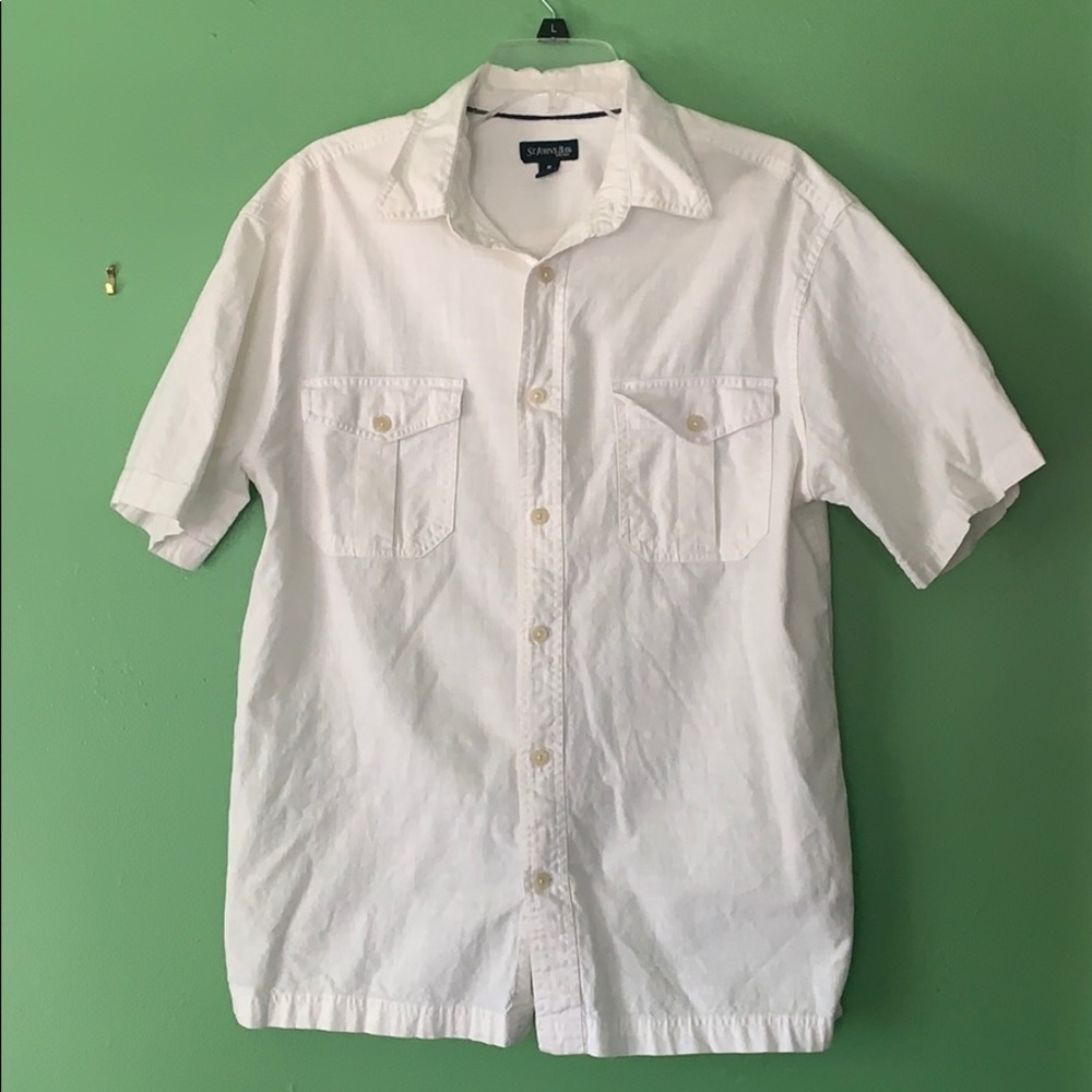 White short sleeve